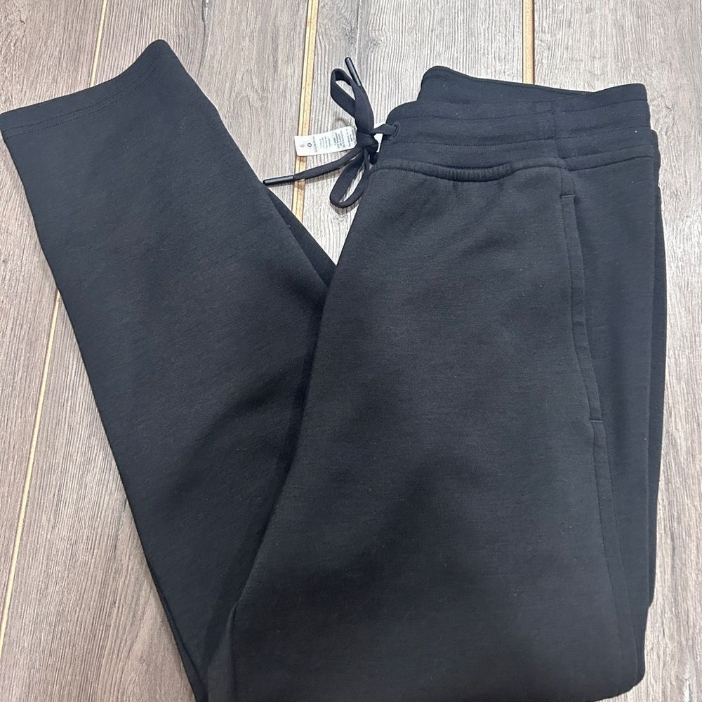 Lululemon City Sleek Sweatpant 25”